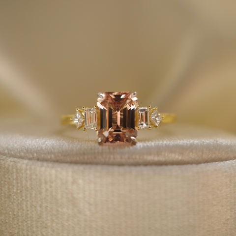 BESPOKE JEWELLERY・18K WHITE/ ROSE GOLD TOURMALINE & DIAMOND RING