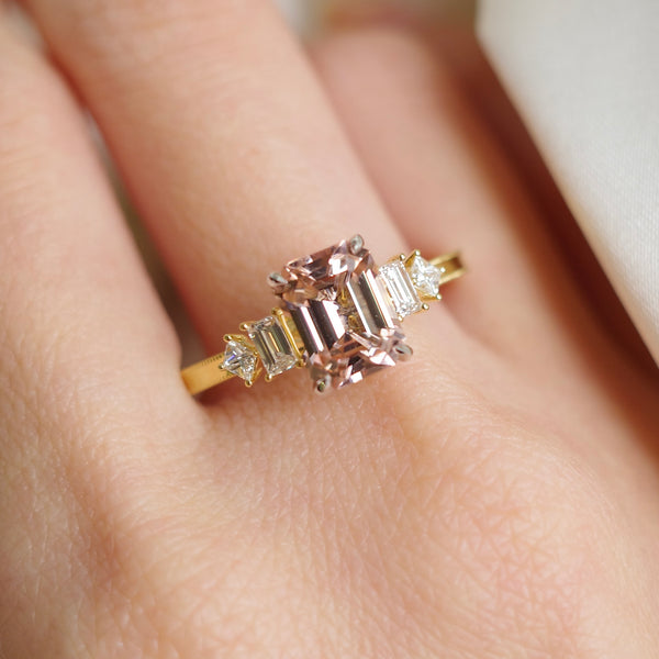 BESPOKE JEWELLERY・18K WHITE/ ROSE GOLD TOURMALINE & DIAMOND RING