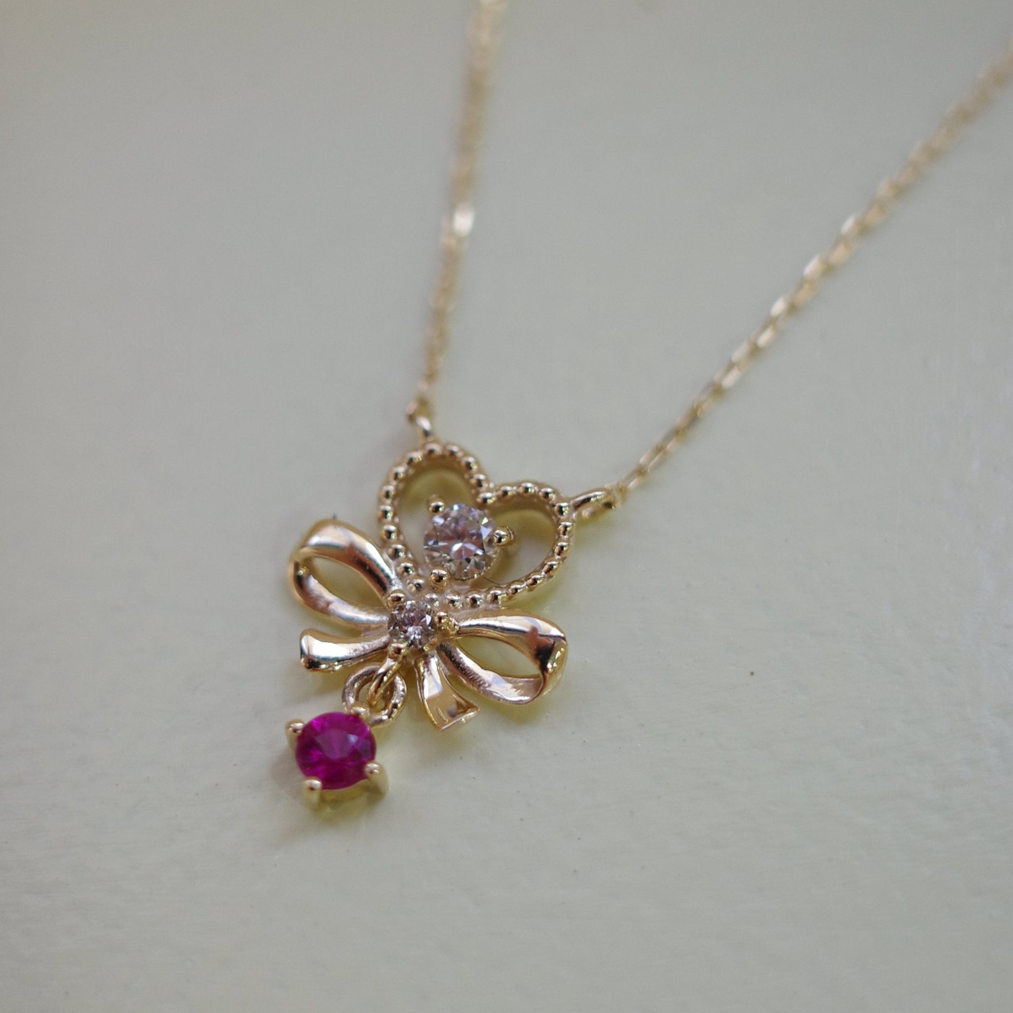 PETITE RIBBON・10K/18K SOLID GOLD RIBBON BIRTHSTONE & DIAMOND NECKLACE
