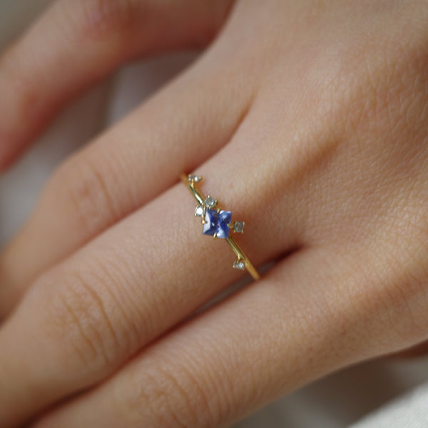 EVELYN RING・18K SOLID GOLD SAPPHIRE & DIAMOND RING