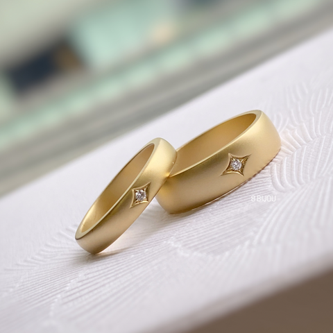 BESPOKE JEWELLERY・14K CHAMPAGNE GOLD DIAMOND RING