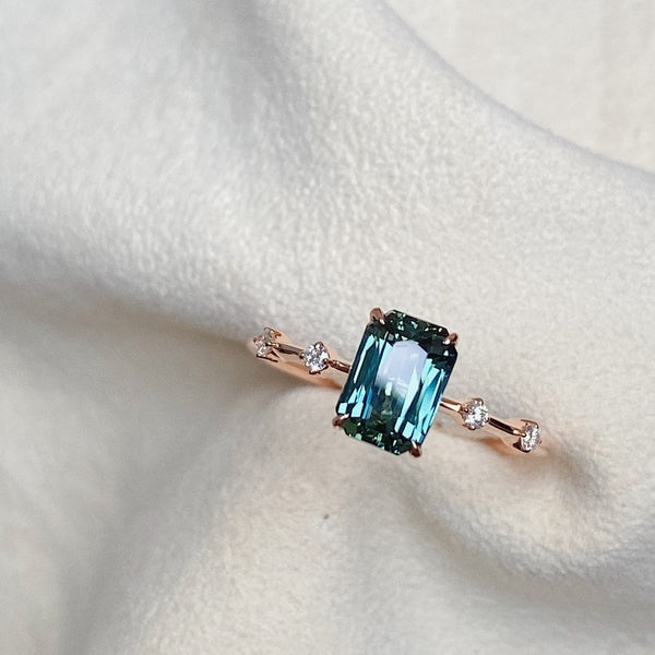 BESPOKE JEWELLERY・18K ROSE GOLD GREEN SAPPHIRE & DIAMOND RING (4689399840867)