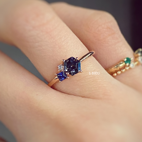 VINTAGE BUBBLE・18K ROSE GOLD TEAL SPINEL/ BLUE SAPPHIRE & DIAMOND RING (4779981144163)