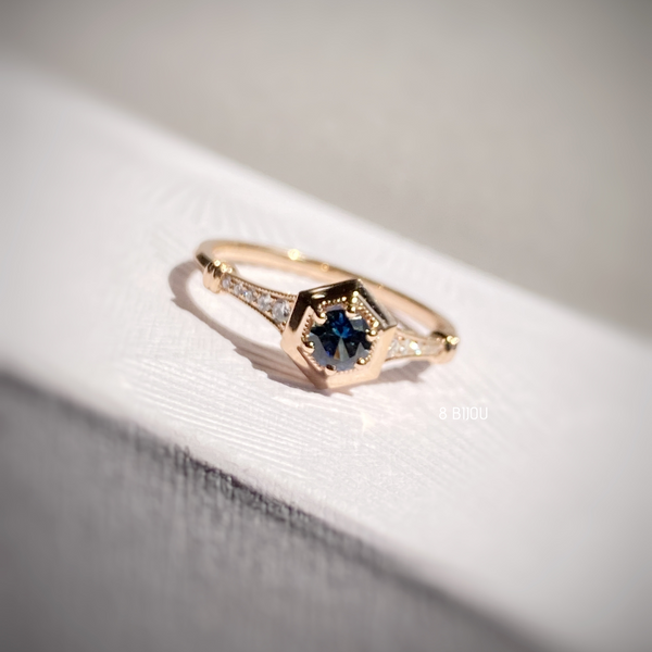 VINTAGE MICHELLE 2021・18K ROSE GOLD BLUE SAPPHIRE & DIAMOND RING