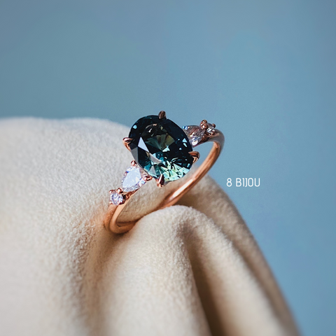 ONE OF A KIND・18K ROSE GOLD GREEN SAPPHIRE & DIAMOND RING (4706399486051)