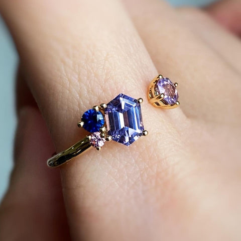 VINTAGE BUBBLE・18K CHAMPAGNE GOLD PURPLISH BLUE SPINEL/ BLUE SAPPHIRE RING