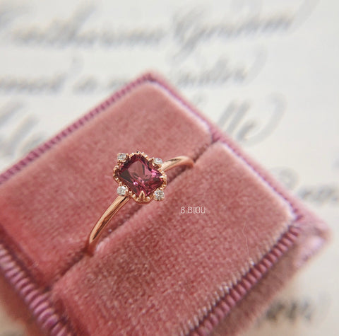 PETITE VINTAGE・18K ROSE GOLD RED SPINEL & DIAMOND RING (4688708501603)